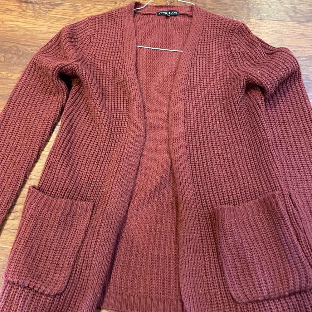 Burgundy cardigan with crisscross detail